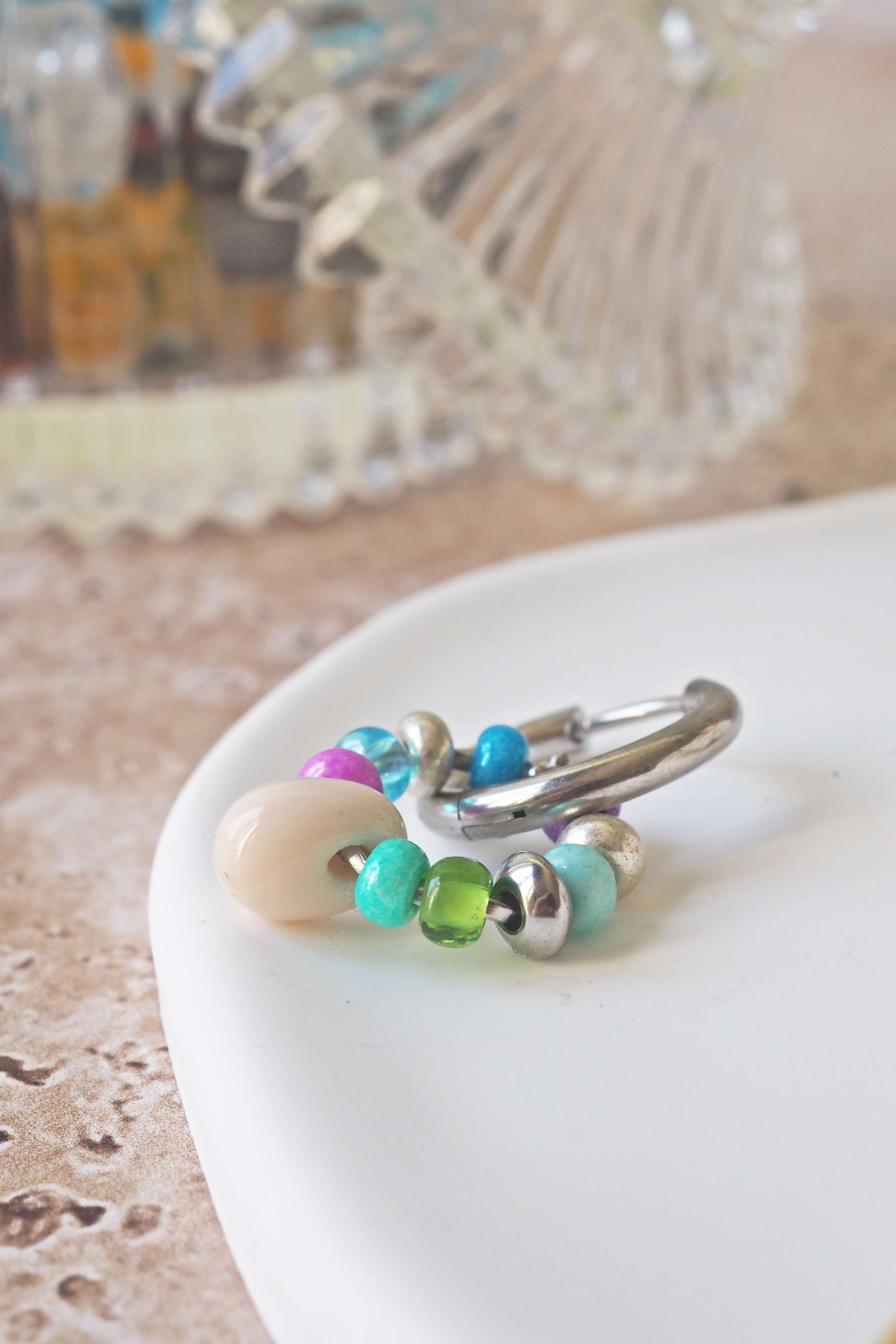 philomene bijoux boucles oreilles paulette goutte verre filé murano artisanal unique coloré perles anneau simple (36)