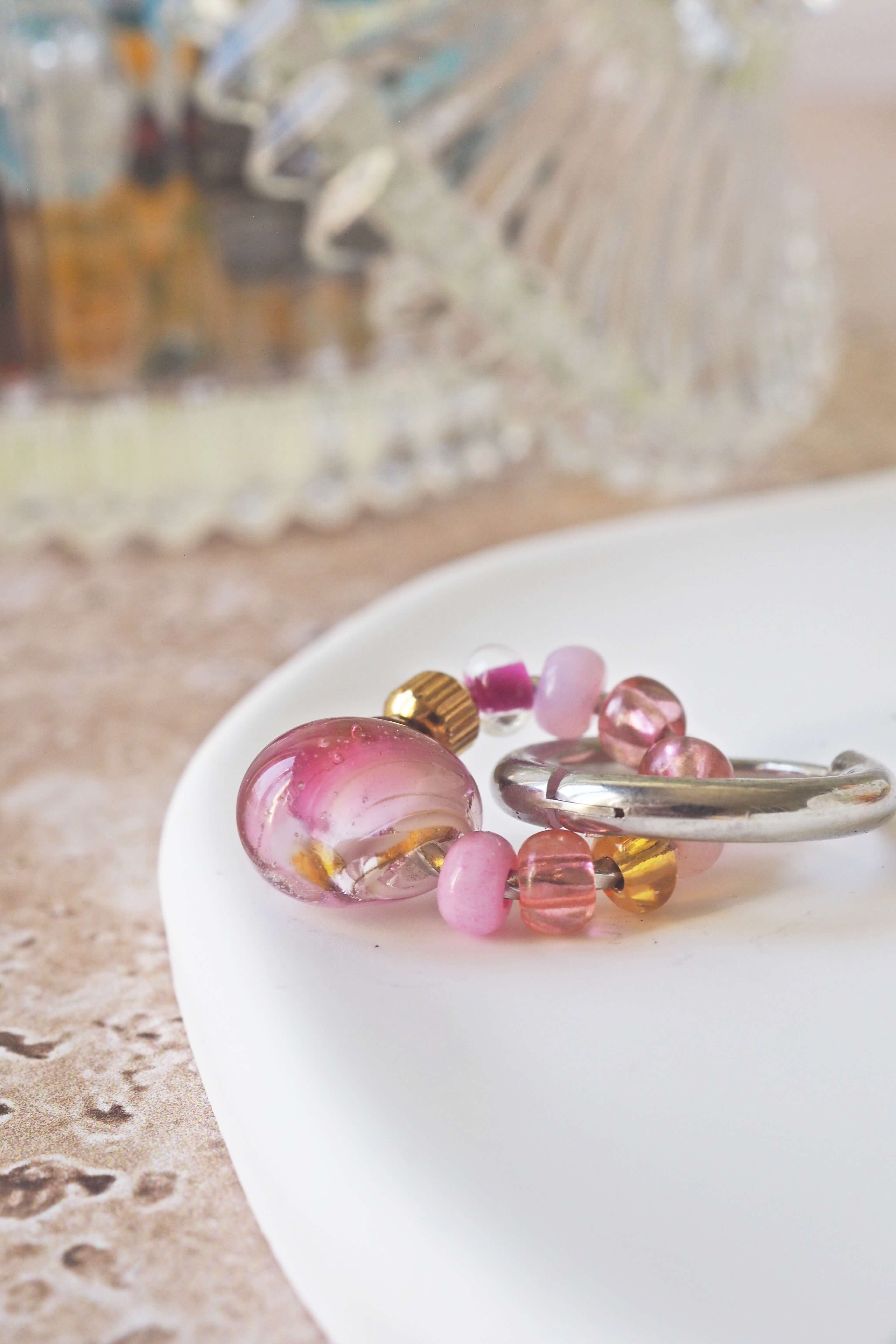 philomene bijoux boucles oreilles paulette goutte verre filé murano artisanal unique coloré perles anneau simple (39)