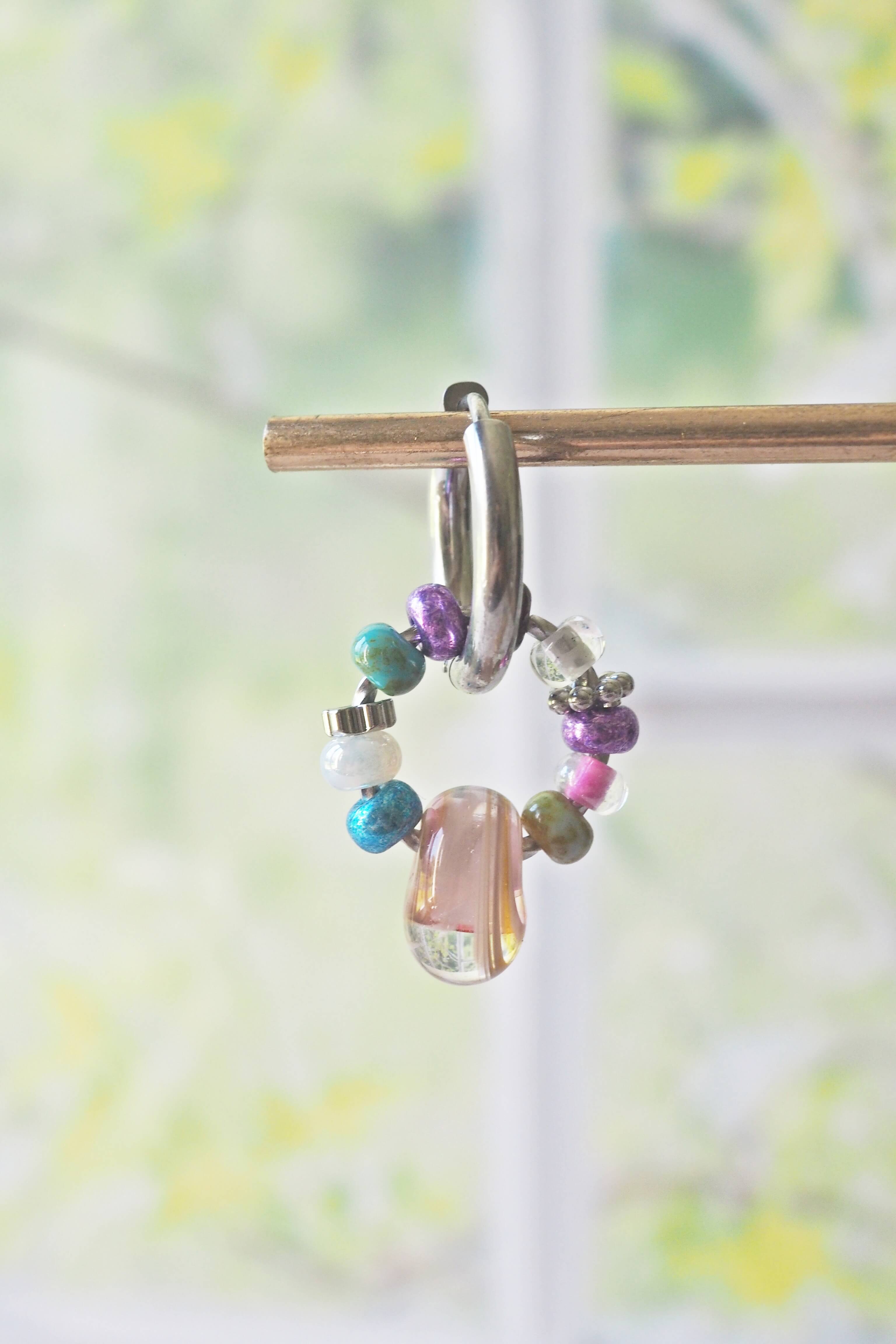 philomene bijoux boucles oreilles paulette goutte verre filé murano artisanal unique coloré perles anneau simple (47)