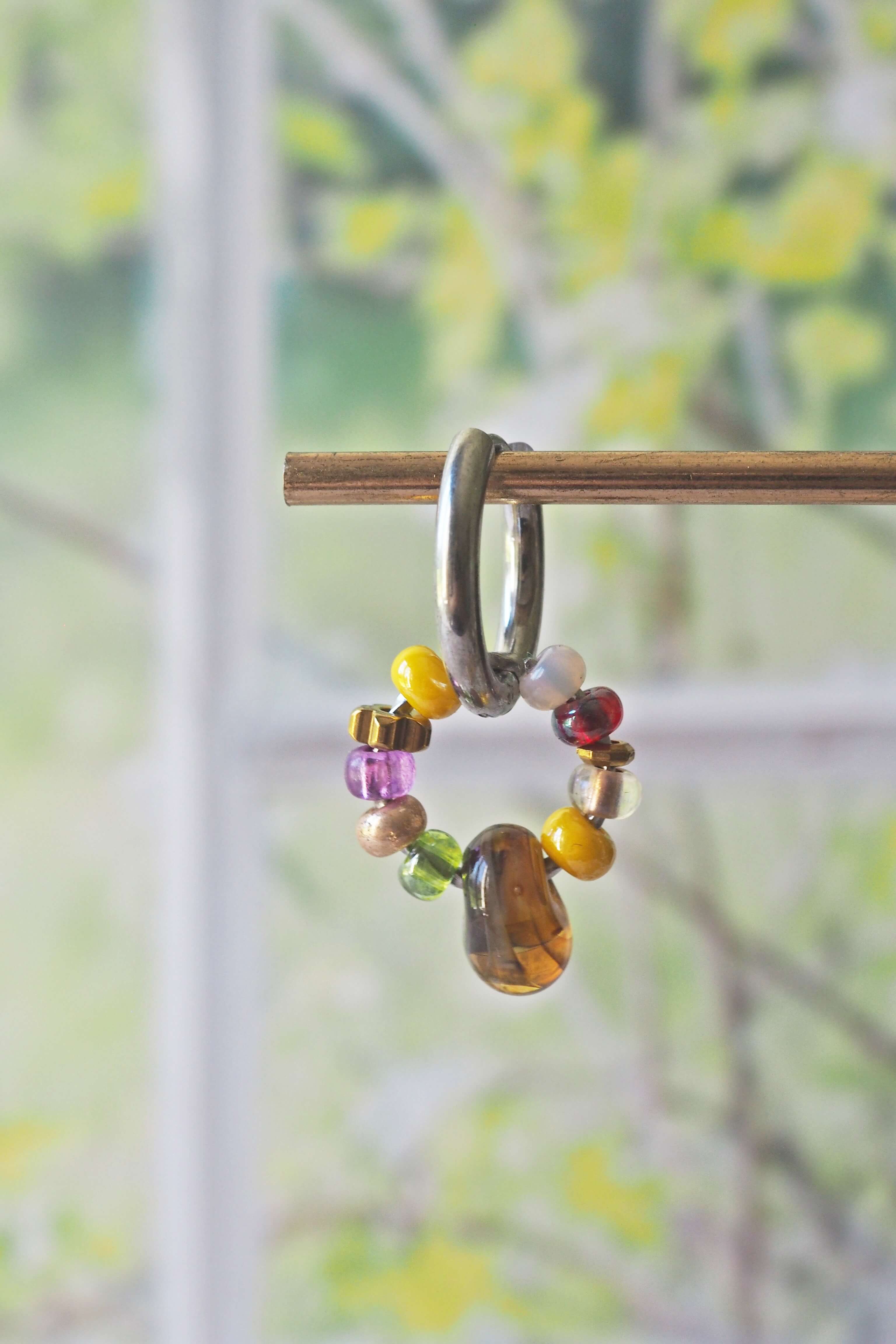 philomene bijoux boucles oreilles paulette goutte verre filé murano artisanal unique coloré perles anneau simple (56)