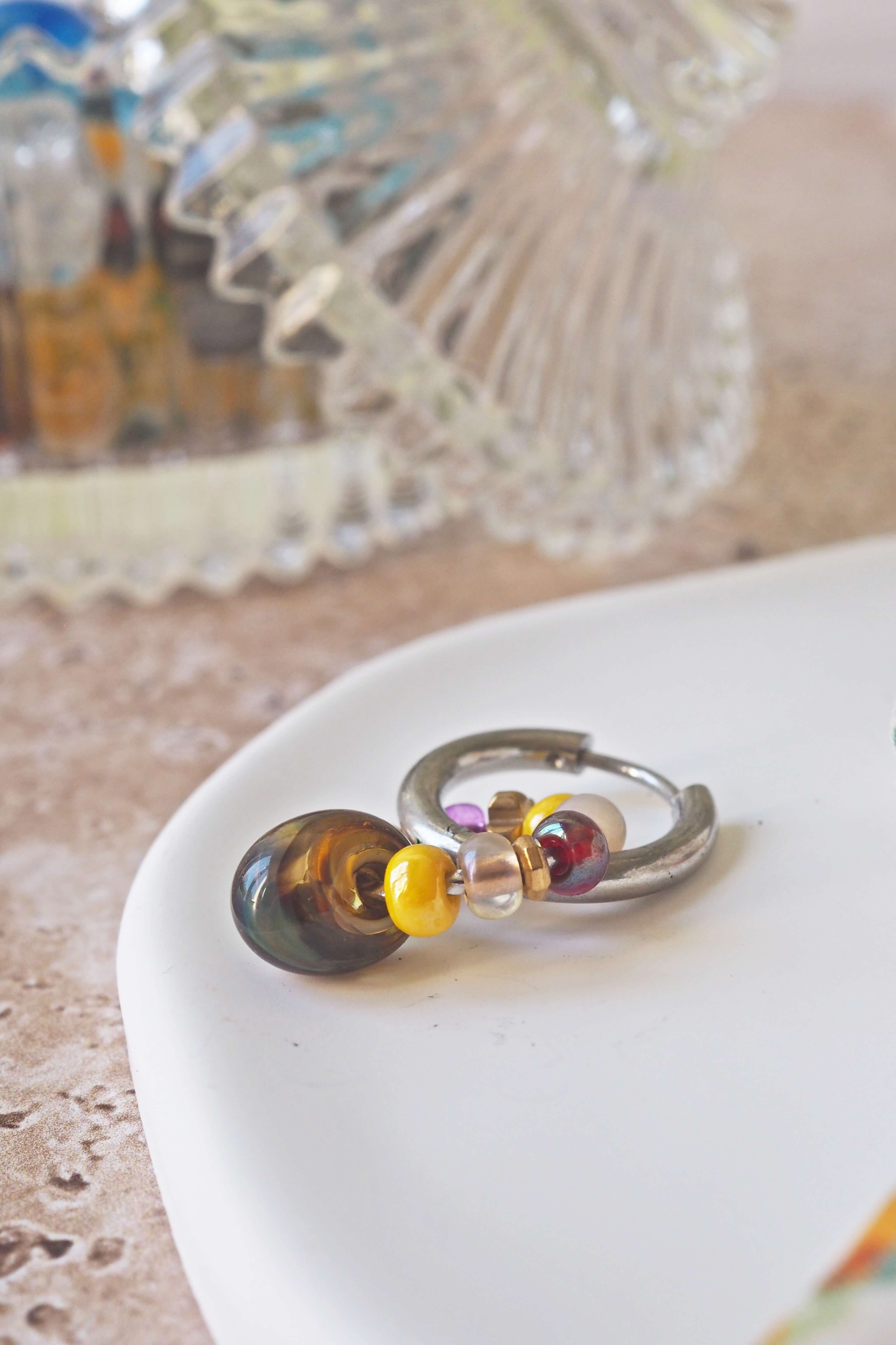 philomene bijoux boucles oreilles paulette goutte verre filé murano artisanal unique coloré perles anneau simple (57)