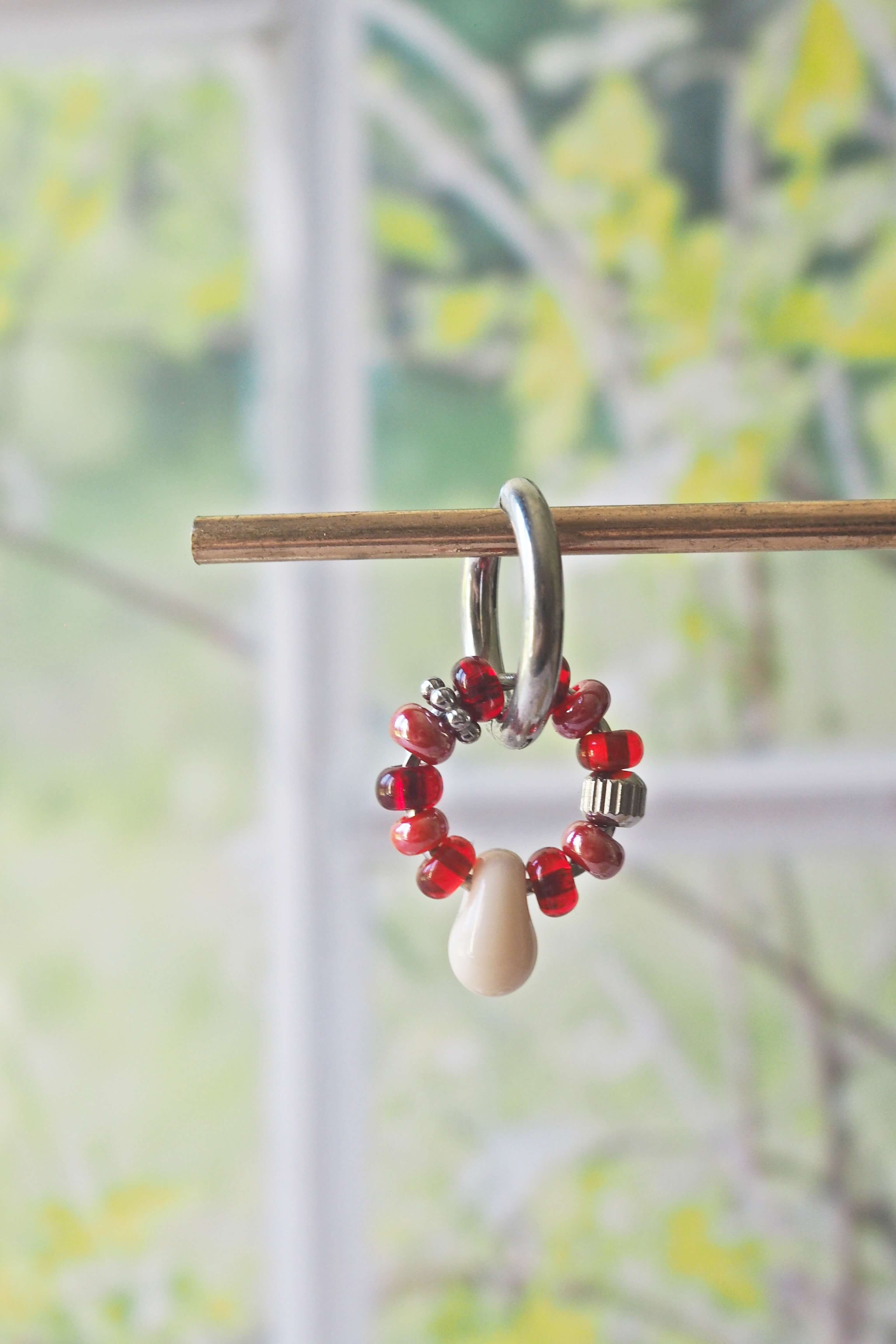 philomene bijoux boucles oreilles paulette goutte verre filé murano artisanal unique coloré perles anneau simple (65)