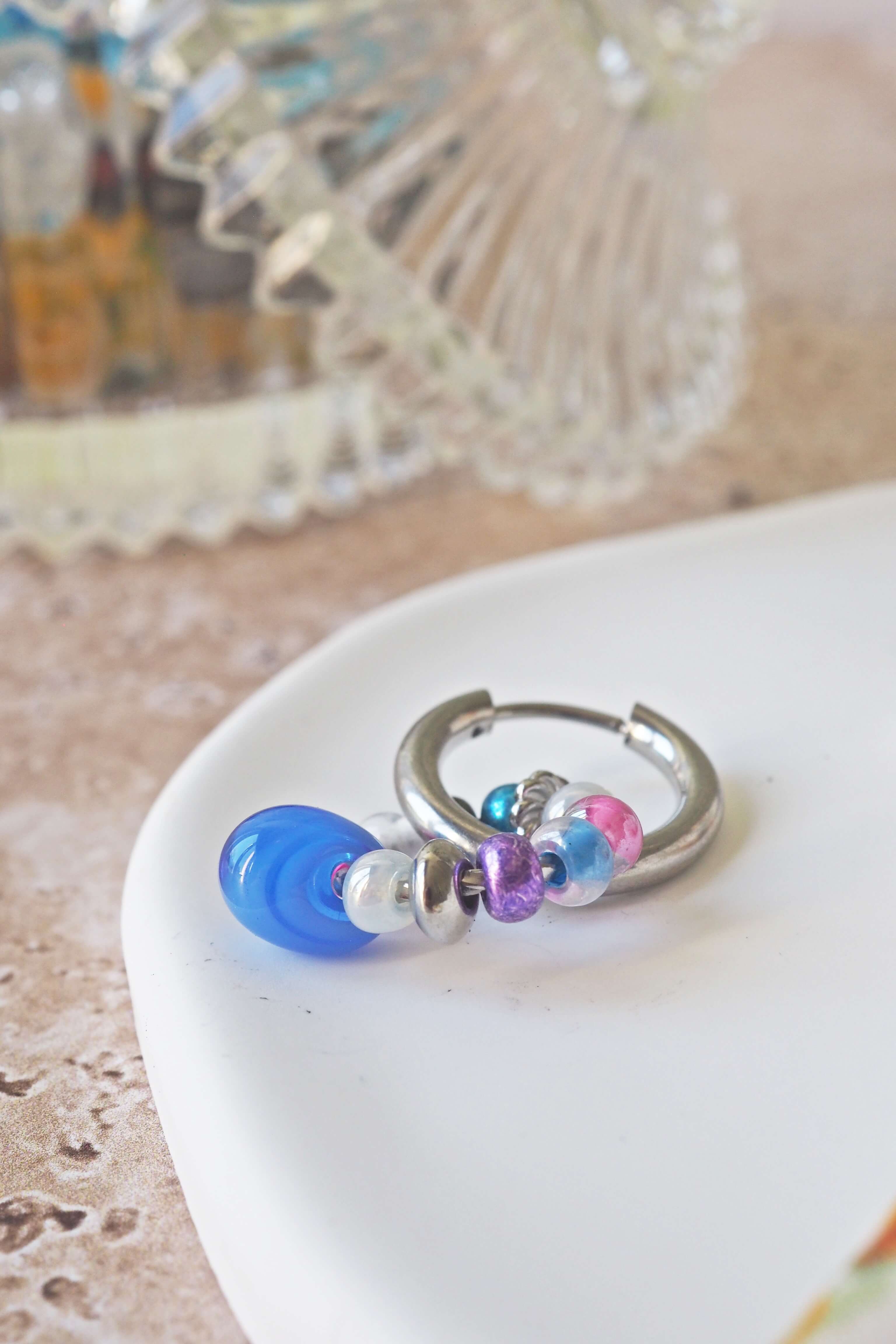 philomene bijoux boucles oreilles paulette goutte verre filé murano artisanal unique coloré perles anneau simple (69)