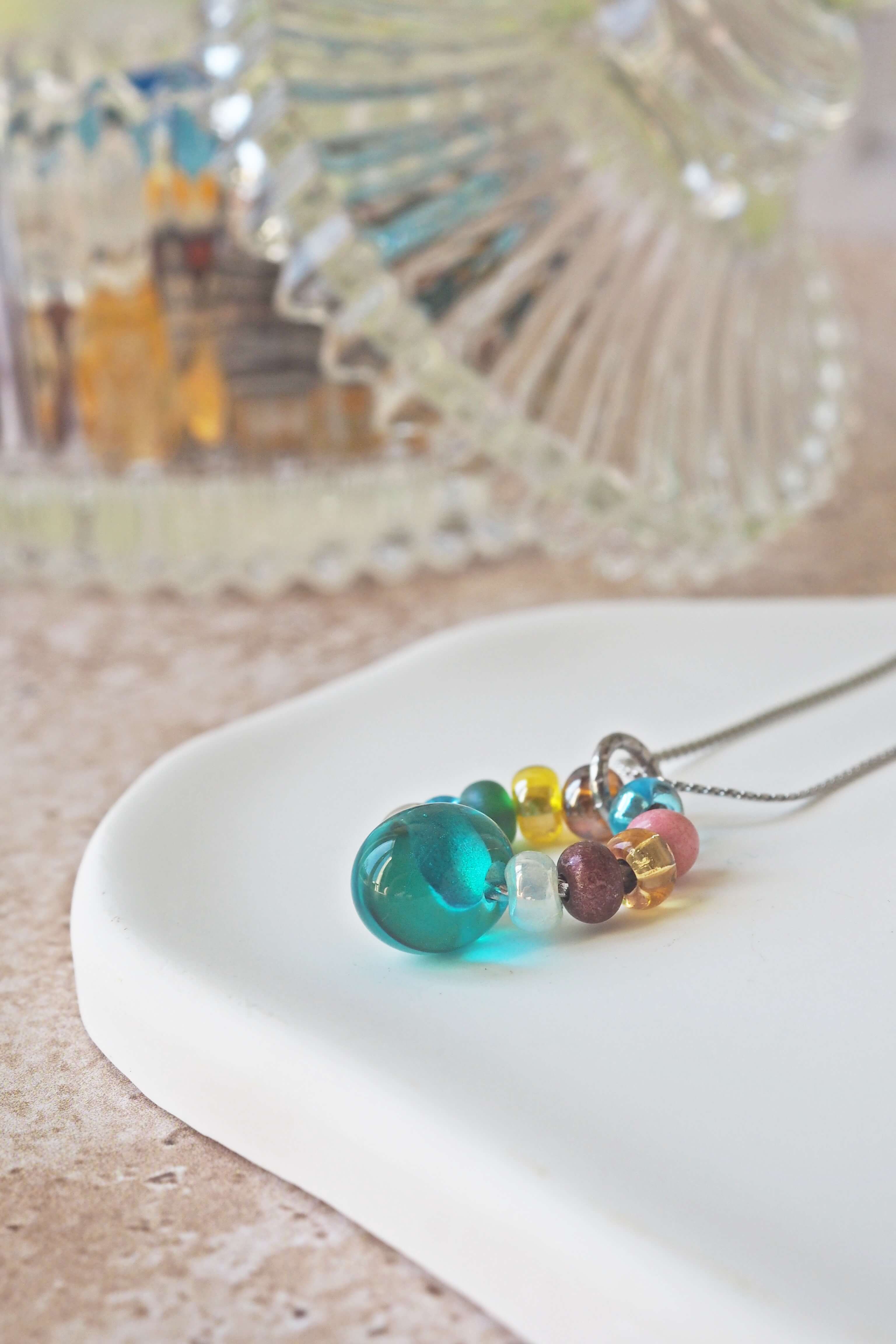 philomene bijoux collier paulette goutte verre filé murano artisanal unique coloré perles anneau simple (10)