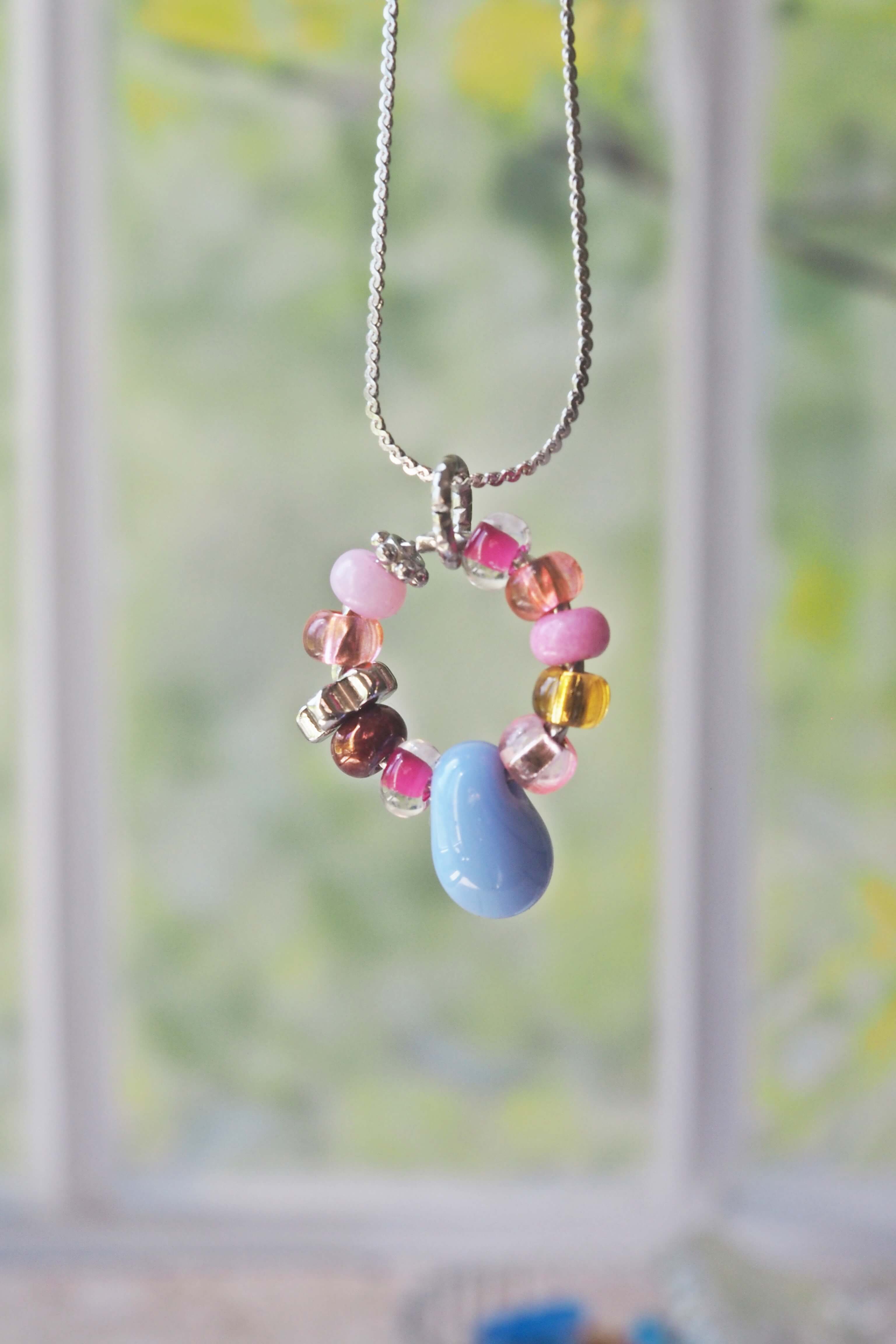 philomene bijoux collier paulette goutte verre filé murano artisanal unique coloré perles anneau simple (53)