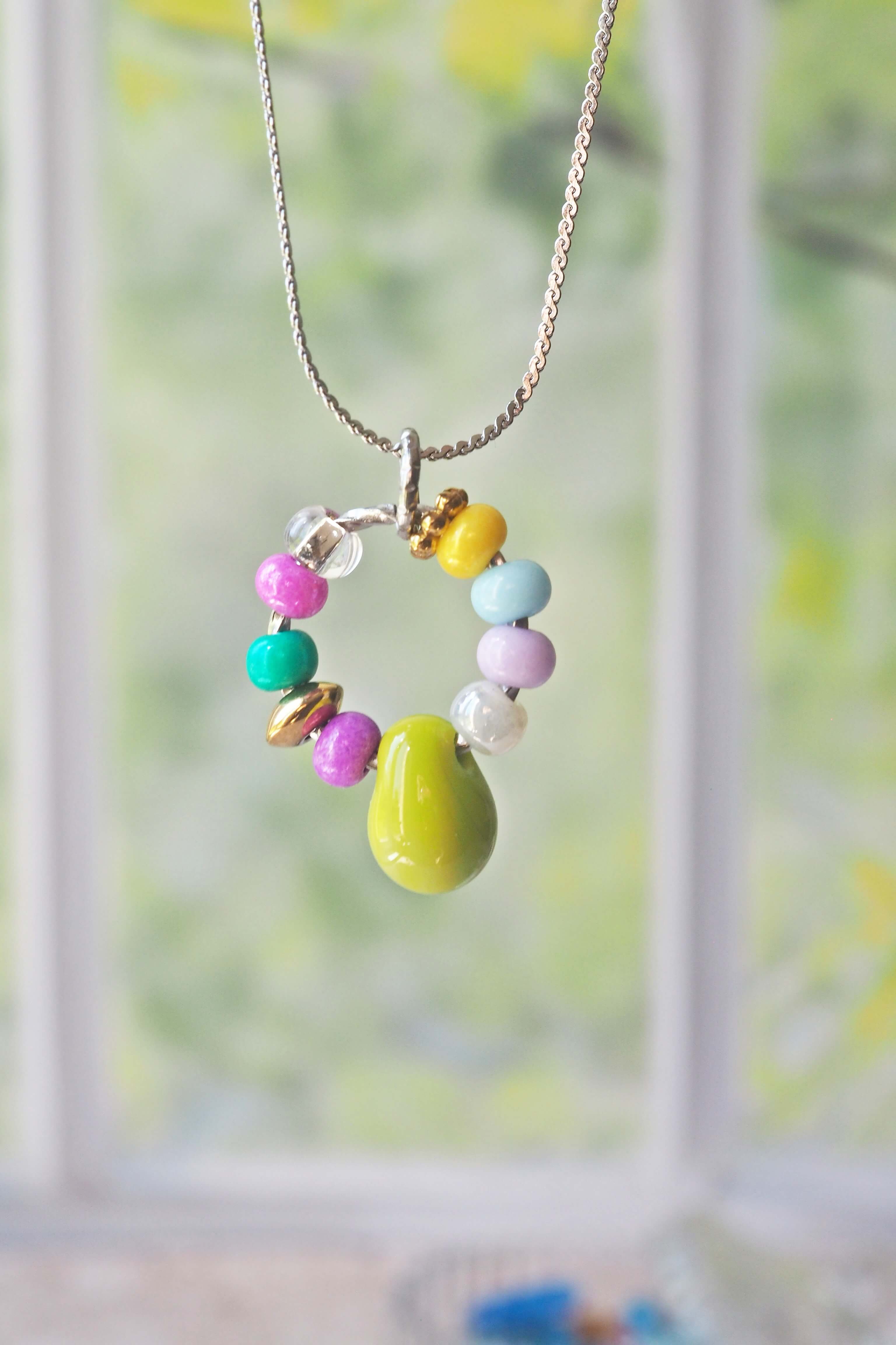 philomene bijoux collier paulette goutte verre filé murano artisanal unique coloré perles anneau simple (61)