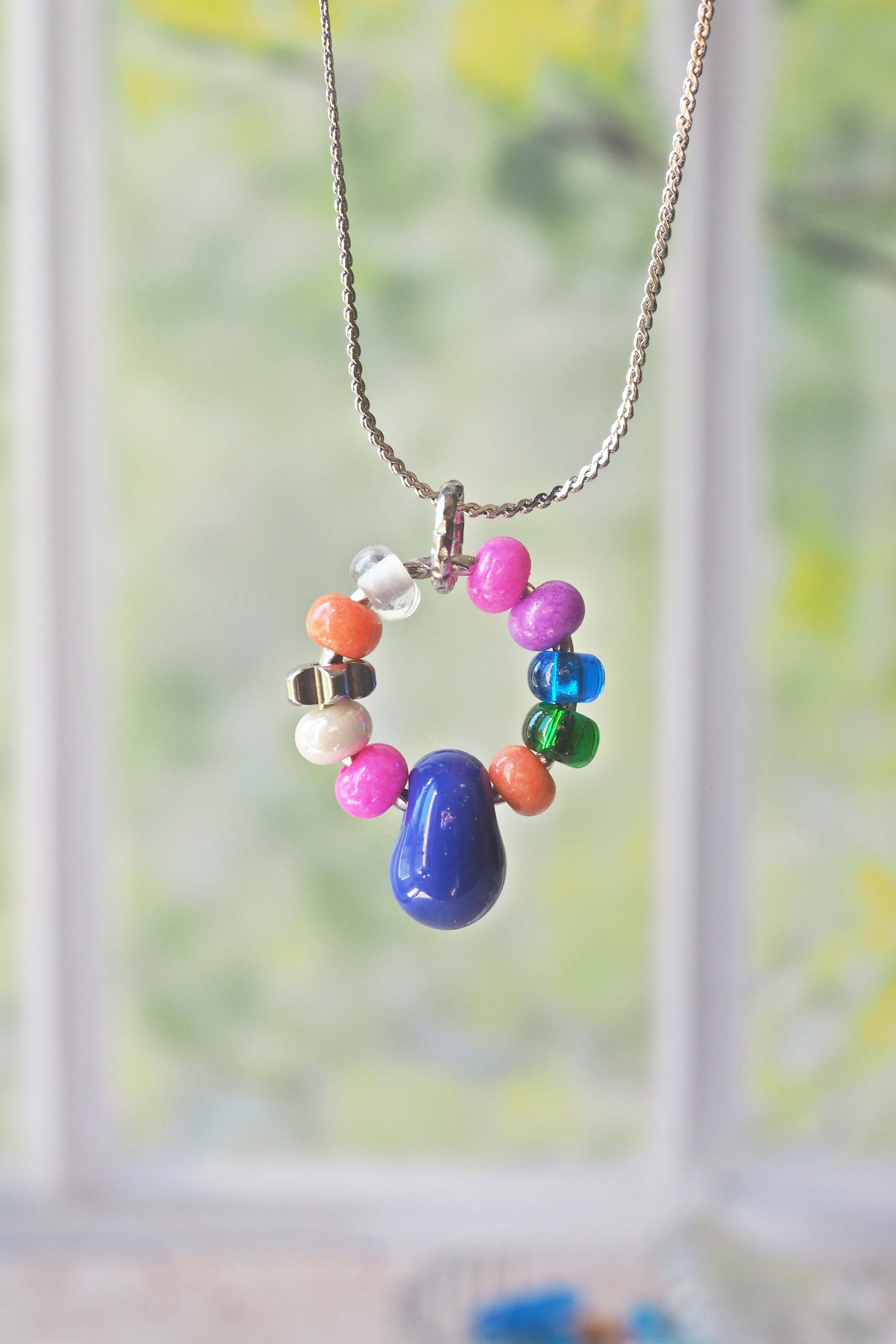 philomene bijoux collier paulette goutte verre filé murano artisanal unique coloré perles anneau simple (62)