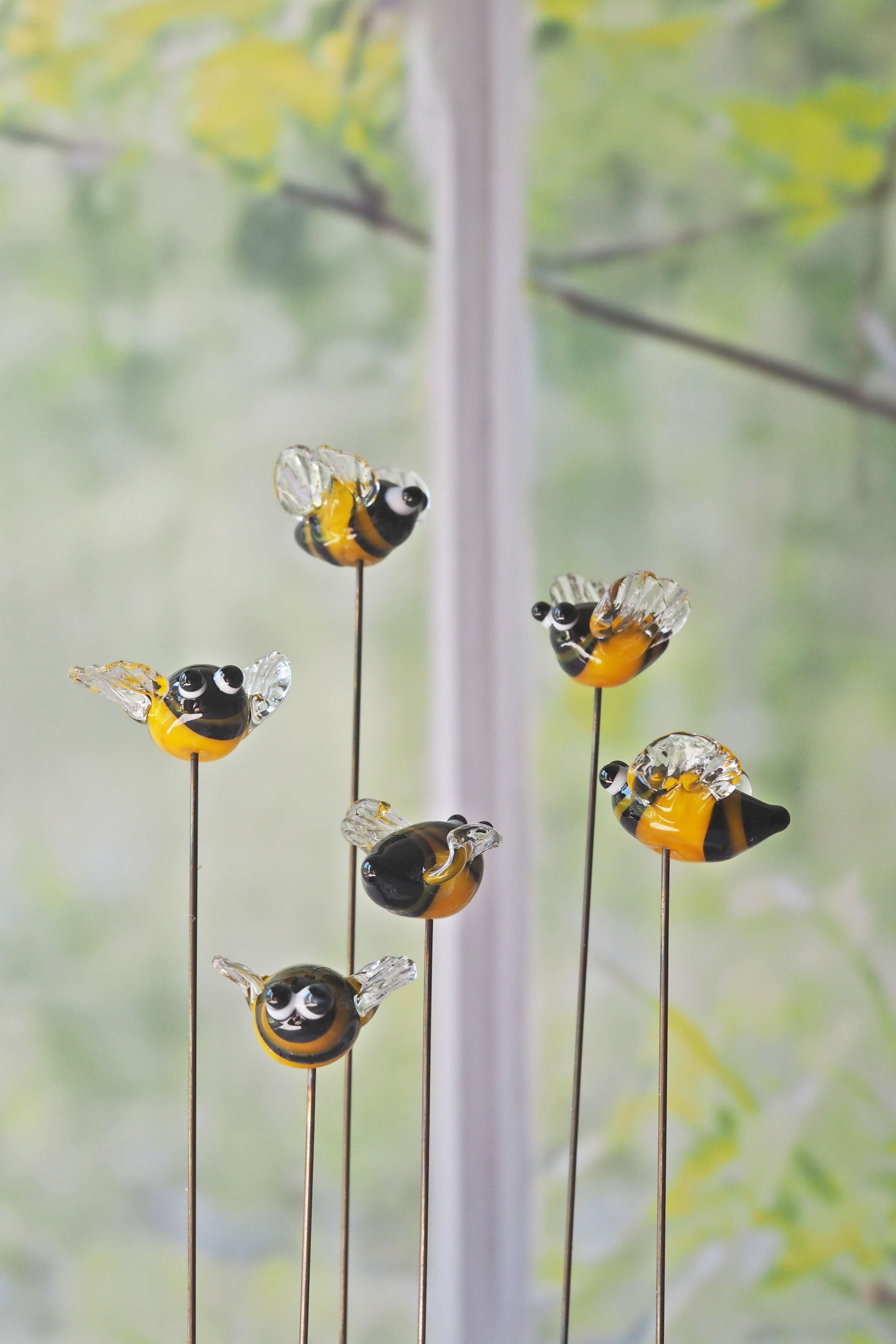 tige abeille verre filé insecte bourdon fleurs végétal philomène plante bouquet