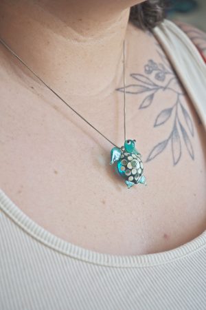 Accueil 2 collier philomène verre artisanal création été océan mer bulles murano (93)
