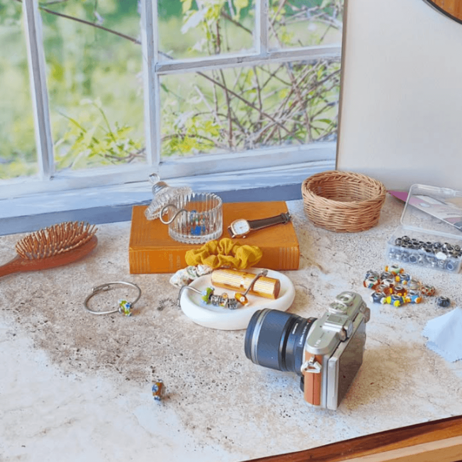 photo atelier bureau rochelle philomène murano verre bijoux (1)